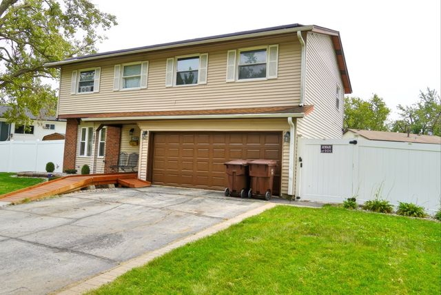 1023 Ashridge Lane, University Park, IL 60484