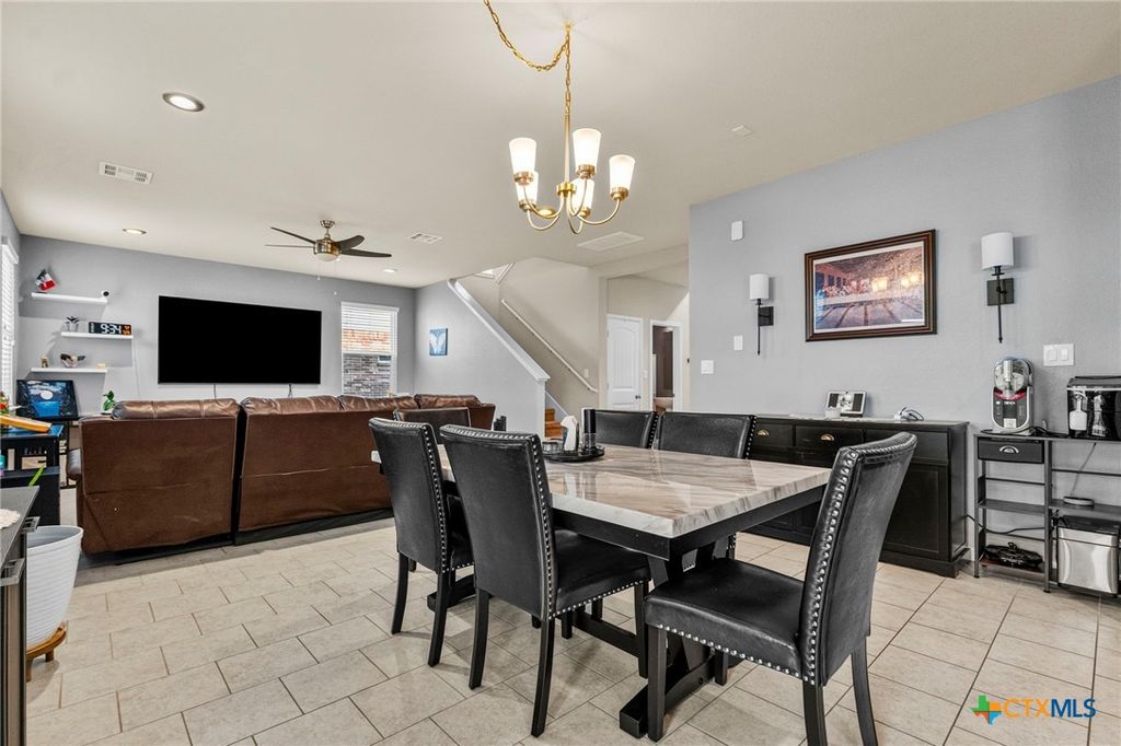 Image 17 of property listing at 673 sheridan park, New Braunfels, TX 78130