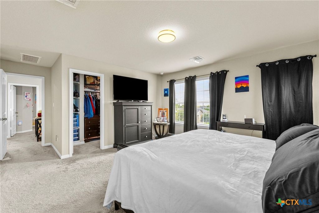 Image 32 of property listing at 673 sheridan park, New Braunfels, TX 78130