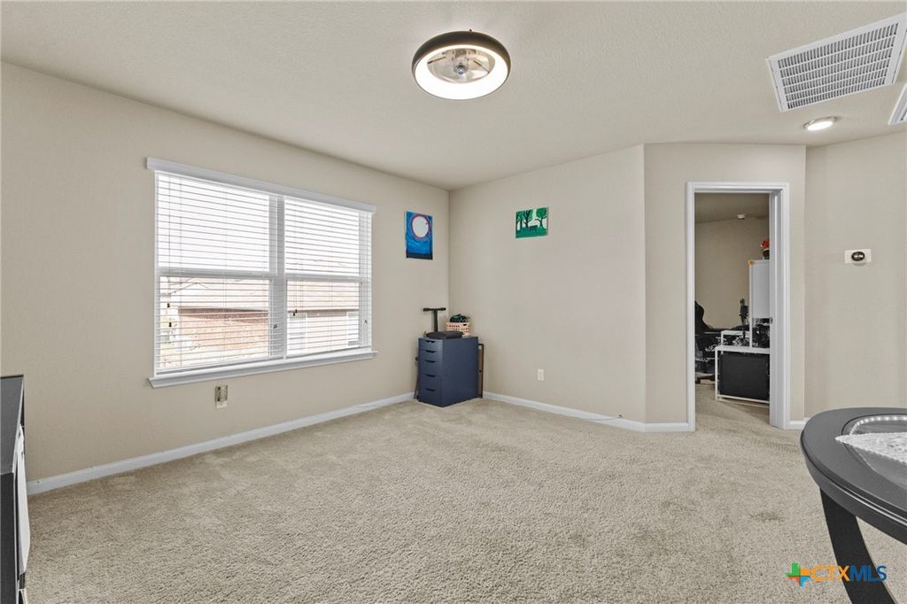 Image 39 of property listing at 673 sheridan park, New Braunfels, TX 78130