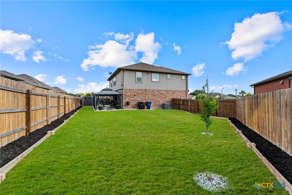 Image 42 of property listing at 673 sheridan park, New Braunfels, TX 78130
