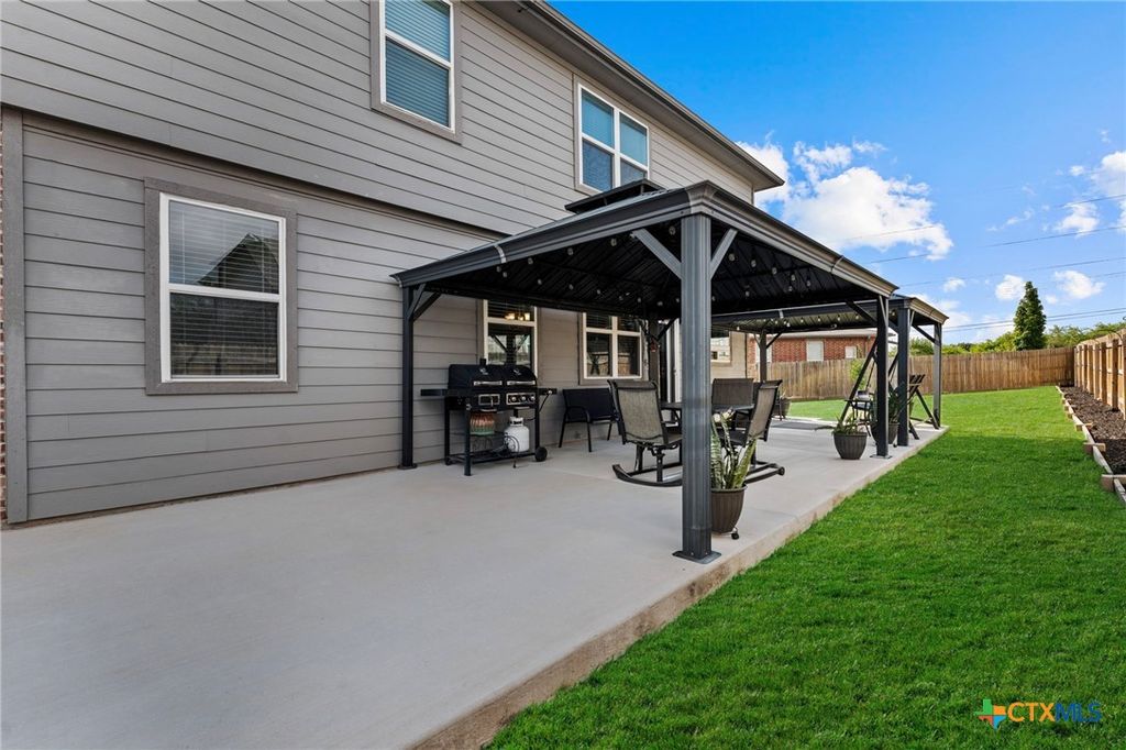 Image 44 of property listing at 673 sheridan park, New Braunfels, TX 78130