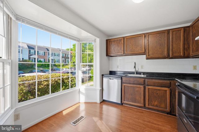 2915 PINEY GROVE CT, Fairfax, VA 22031