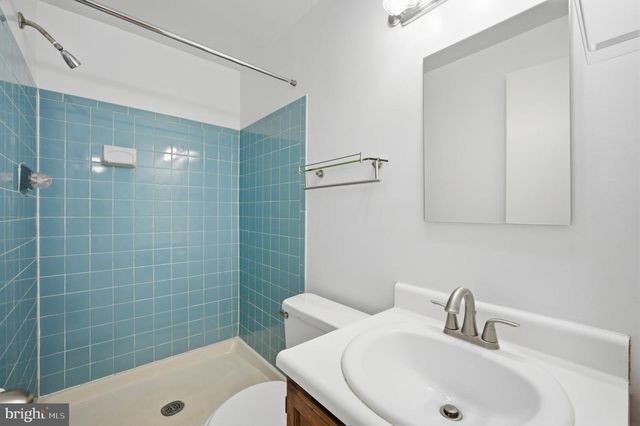 2915 PINEY GROVE CT, Fairfax, VA 22031