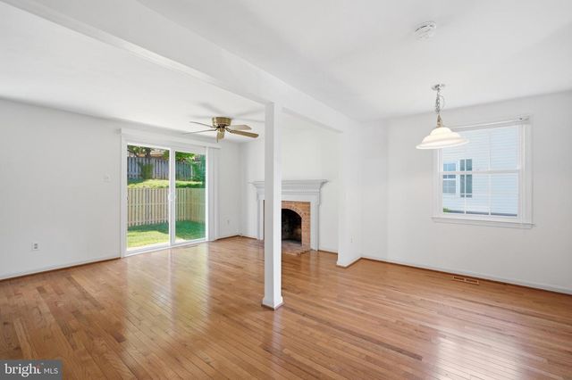 2915 PINEY GROVE CT, Fairfax, VA 22031