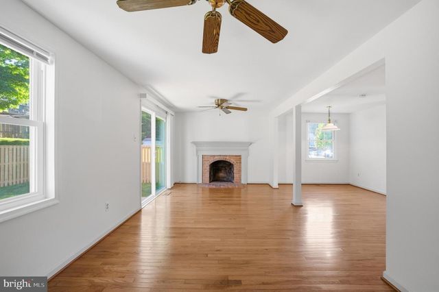 2915 PINEY GROVE CT, Fairfax, VA 22031