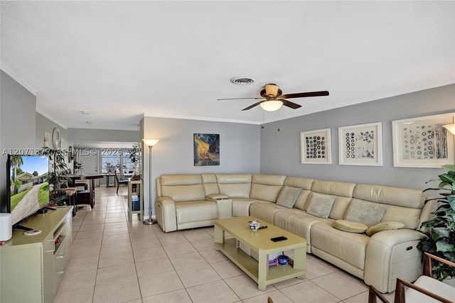 1477 NE 55th St, Fort Lauderdale, FL 33334