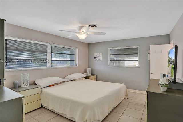 1477 NE 55th St, Fort Lauderdale, FL 33334