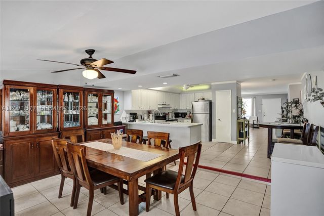 1477 NE 55th St, Fort Lauderdale, FL 33334