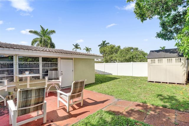 1477 NE 55th St, Fort Lauderdale, FL 33334