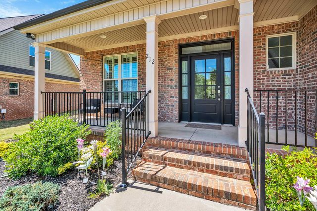 212 Roberts Meadow Loop, Spartanburg, SC 29307