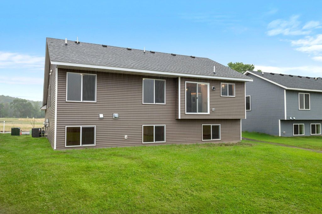 337 Ridge Road, Le Sueur, MN 56058 — photo 3