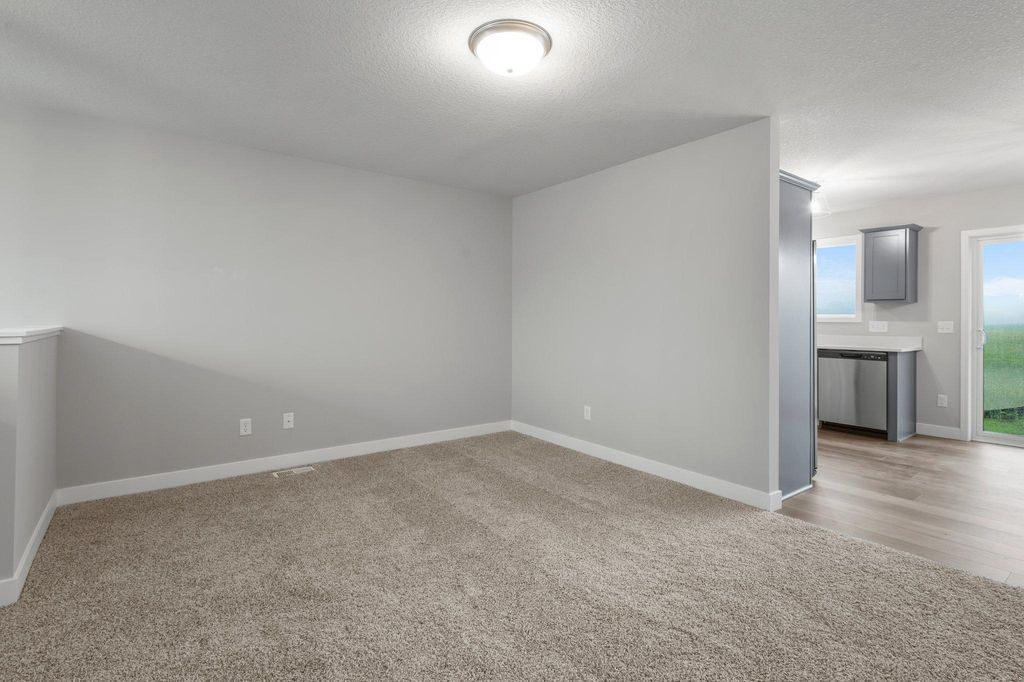 337 Ridge Road, Le Sueur, MN 56058 — photo 5