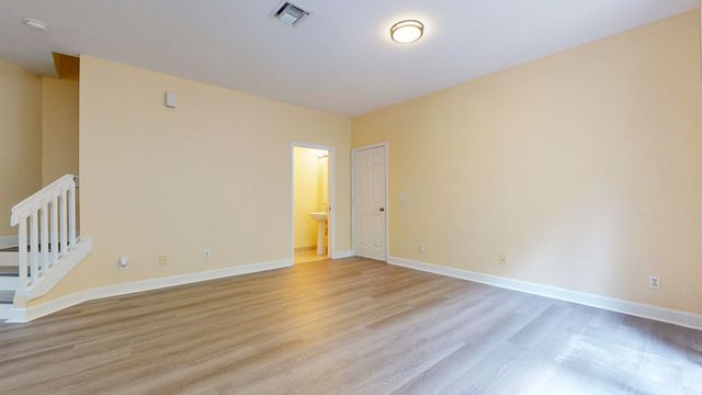 2558 SE Pineland Drive, Port St Lucie, FL 34952