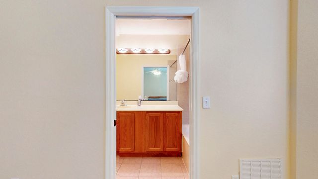 2558 SE Pineland Drive, Port St Lucie, FL 34952