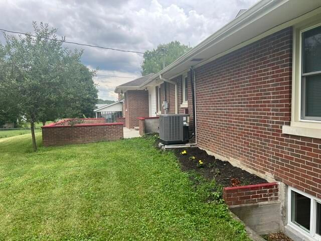 418 Richmond Road, Berea, KY 40403