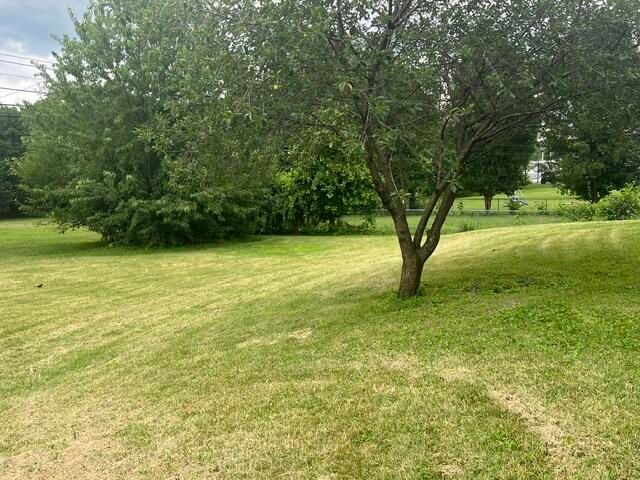 418 Richmond Road, Berea, KY 40403