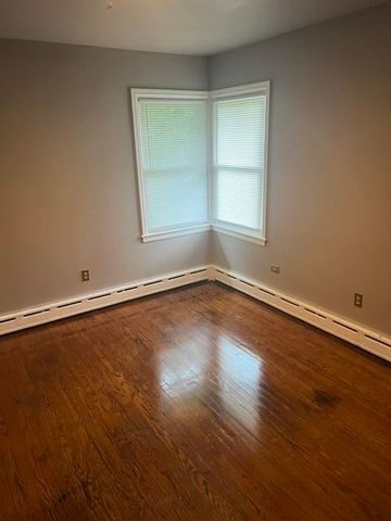 418 Richmond Road, Berea, KY 40403