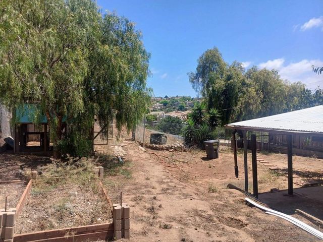2530 Cherimoya, Vista, CA 92084