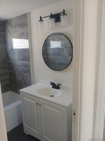2530 Cherimoya, Vista, CA 92084