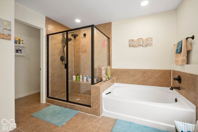 5810 Cherokee Drive, Bargersville, IN 46106