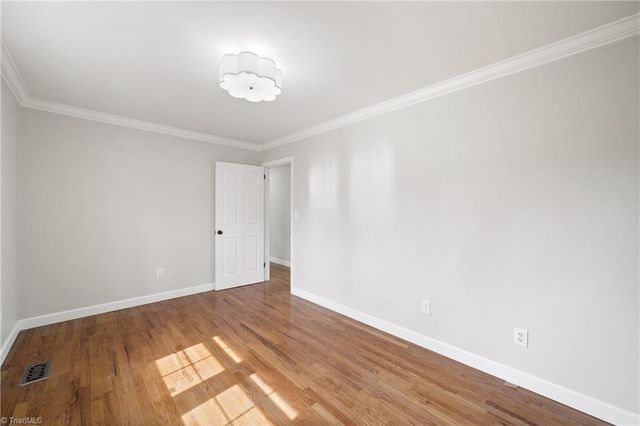 306 Lakeshore Drive, Thomasville, NC 27360