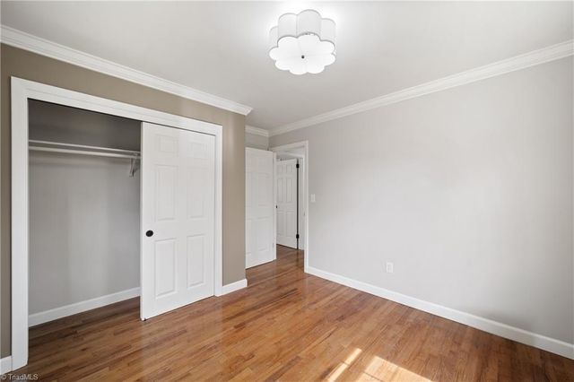 306 Lakeshore Drive, Thomasville, NC 27360