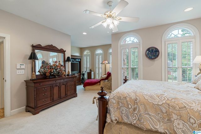 1177 EAGLE PARK ROAD, Birmingham, AL 35242