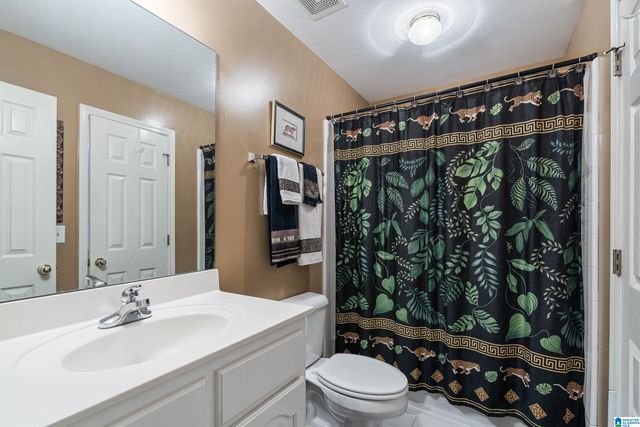 1177 EAGLE PARK ROAD, Birmingham, AL 35242