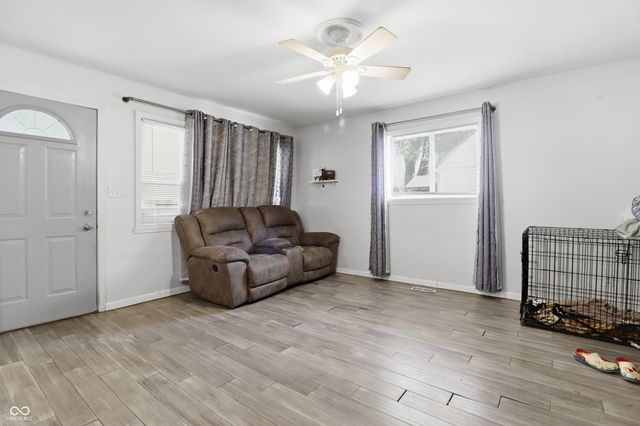 7203 Mortwood Avenue, Indianapolis, IN 46241