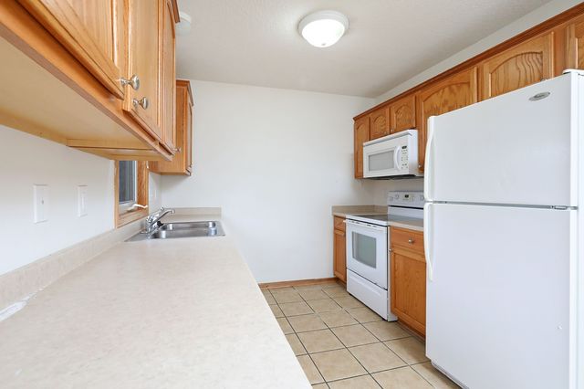 5901-5911 Townsend Avenue, Urbandale, IA 50322
