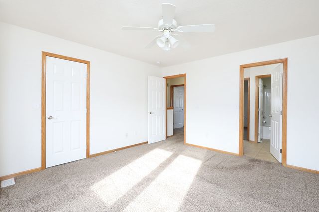 5901-5911 Townsend Avenue, Urbandale, IA 50322