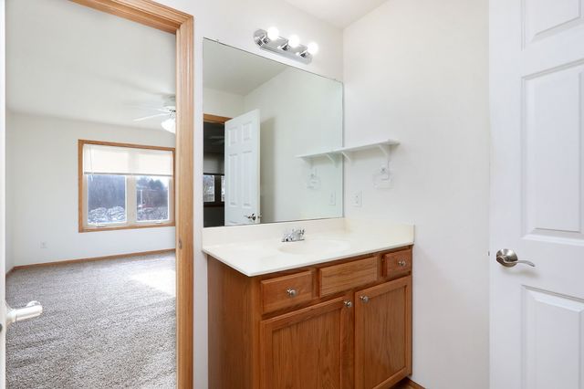 5901-5911 Townsend Avenue, Urbandale, IA 50322