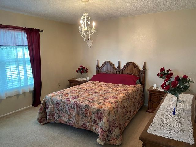 35 HICKORY TRACK WAY, Ocala, FL 34472