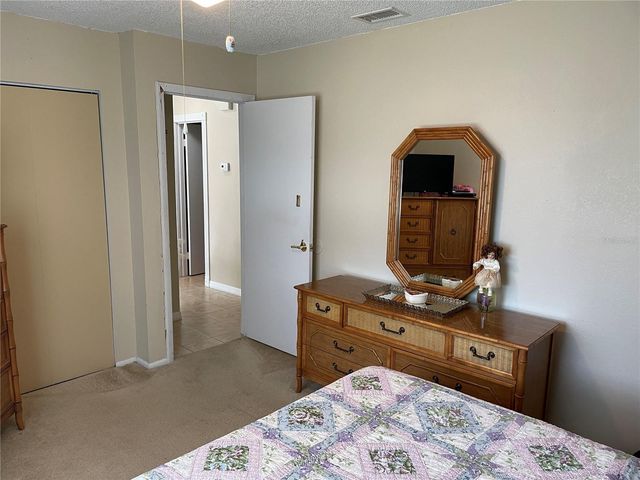 35 HICKORY TRACK WAY, Ocala, FL 34472