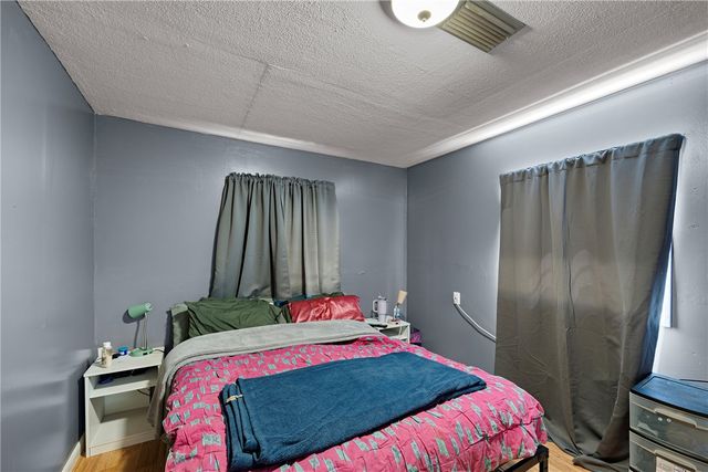 1006 E J Street, Russellville, AR 72801