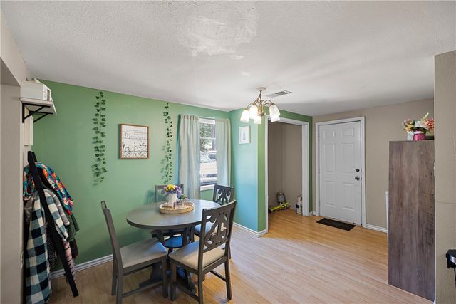 1006 E J Street, Russellville, AR 72801