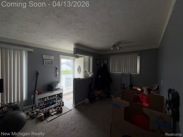 6671 Mayfair Street, Taylor, MI 48180