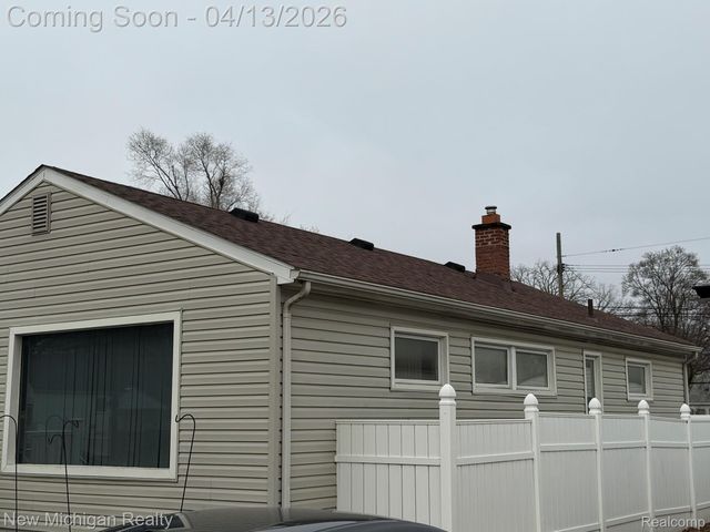 6671 Mayfair Street, Taylor, MI 48180