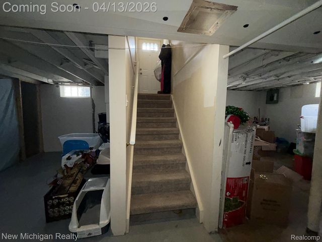 6671 Mayfair Street, Taylor, MI 48180