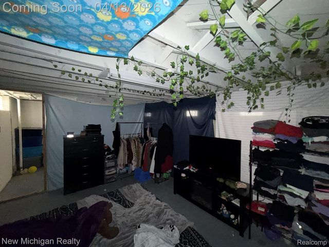 6671 Mayfair Street, Taylor, MI 48180