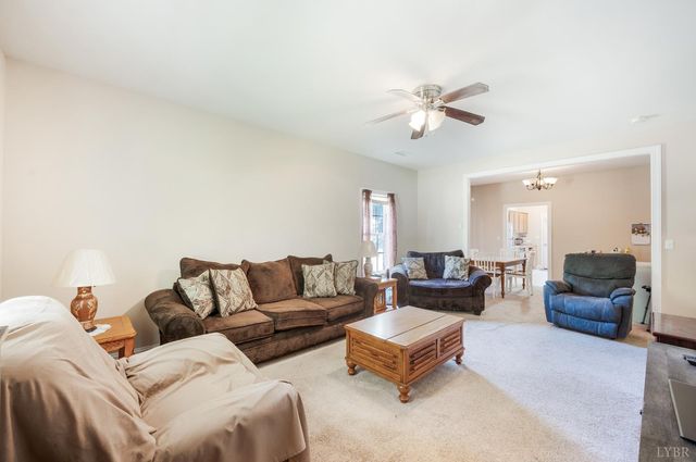 45 Halsey Road, Lynchburg, VA 24501