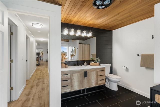 38005 192nd Avenue SE, Auburn, WA 98092