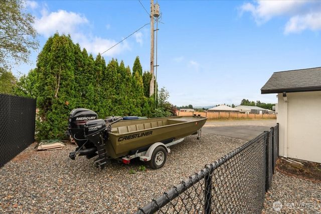 38005 192nd Avenue SE, Auburn, WA 98092