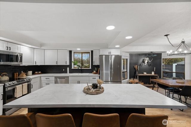 38005 192nd Avenue SE, Auburn, WA 98092