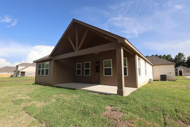 1050 Tarkington Timbers Drive, Cleveland, TX 77327