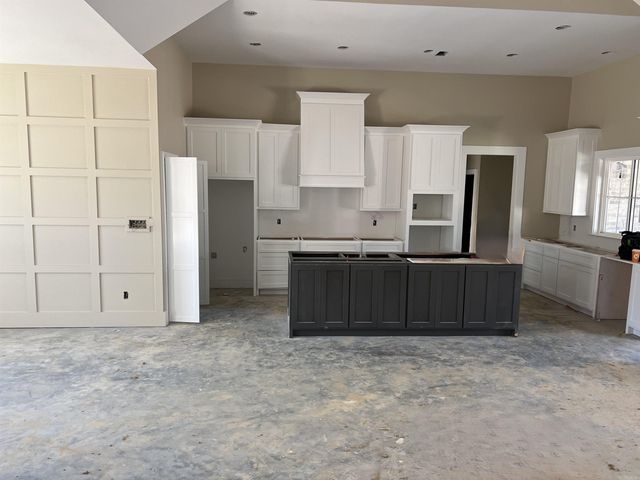 Avilla Manor Trail, Alexander, AR 72002