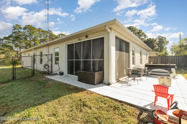 1376 Torgerson Road SE, Palm Bay, FL 32909