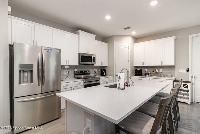 1376 Torgerson Road SE, Palm Bay, FL 32909