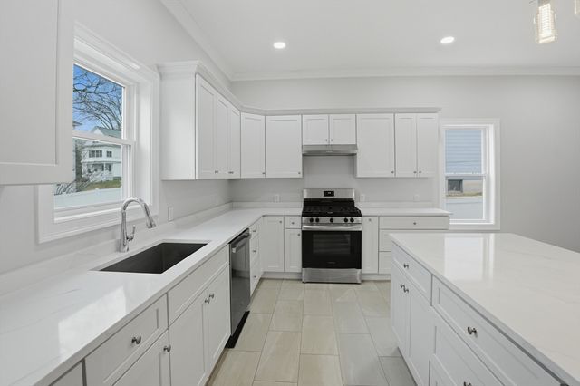 54 Wentworth Avenue, Lowell, MA 01852